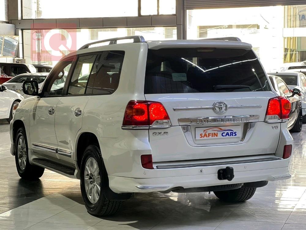 تويوتا لاندكروزر